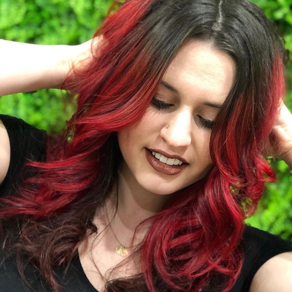 Meet your Posher, Chrissy - Picture 1 of 1